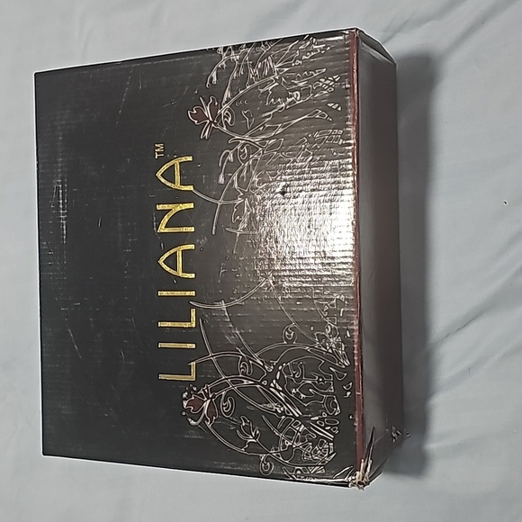 Black and Gold Strappy Heels - Picture 12 of 12